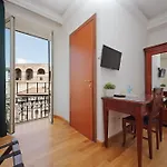 Romulus Rooms